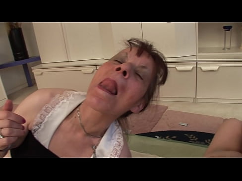 ❤️ Deux grands-mères et un grand-père font une partie à trois ☑ Vidéo de porno at porn fr.hqpornvideos.ru ️❤